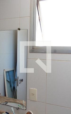Apartamento à venda com 104m², 3 quartos e 2 vagas Apartamento à venda com 104m², 3 quartos e 2 vagasBanheiro da Suíte