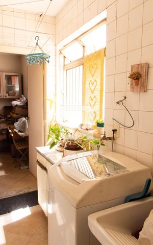 Apartamento à venda com 104m², 3 quartos e 2 vagas Apartamento à venda com 104m², 3 quartos e 2 vagasÁrea de Serviço