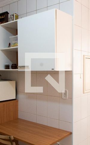 Apartamento à venda com 104m², 3 quartos e 2 vagas Apartamento à venda com 104m², 3 quartos e 2 vagasCozinha