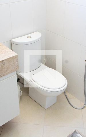 Apartamento à venda com 104m², 3 quartos e 2 vagas Apartamento à venda com 104m², 3 quartos e 2 vagasBanheiro da Suíte