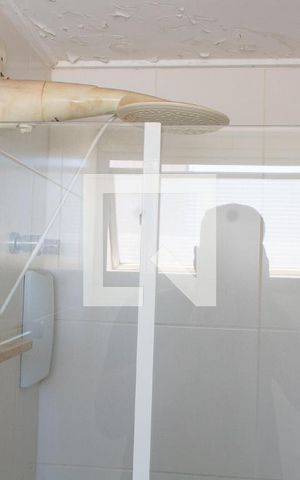 Apartamento à venda com 104m², 3 quartos e 2 vagas Apartamento à venda com 104m², 3 quartos e 2 vagasBanheiro da Suíte