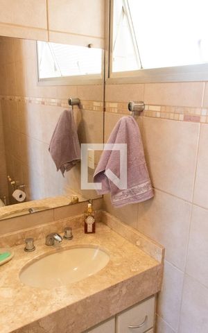 Apartamento à venda com 104m², 3 quartos e 2 vagas Apartamento à venda com 104m², 3 quartos e 2 vagasBanheiro Social