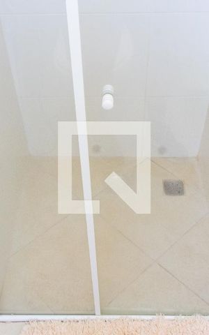 Apartamento à venda com 104m², 3 quartos e 2 vagas Apartamento à venda com 104m², 3 quartos e 2 vagasBanheiro da Suíte