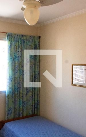 Apartamento à venda com 104m², 3 quartos e 2 vagas Apartamento à venda com 104m², 3 quartos e 2 vagasSuíte