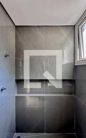 Casa à venda com 712m², 4 quartos e 4 vagas Casa à venda com 712m², 4 quartos e 4 vagasBanheiro Suíte 4