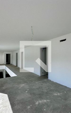 Casa à venda com 712m², 4 quartos e 4 vagas Casa à venda com 712m², 4 quartos e 4 vagasSala Íntima