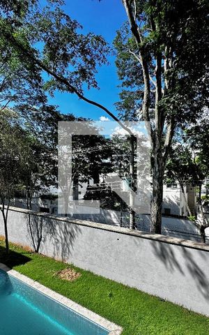 Casa à venda com 712m², 4 quartos e 4 vagas Casa à venda com 712m², 4 quartos e 4 vagasVista Suíte 1
