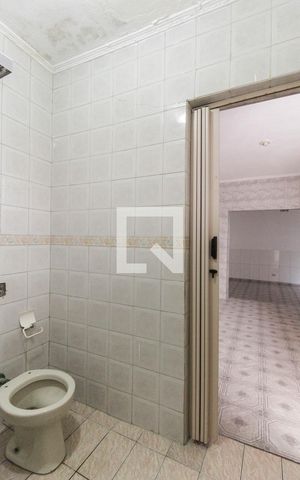 Casa à venda com 180m², 4 quartos e 2 vagasBanheiro Edícula