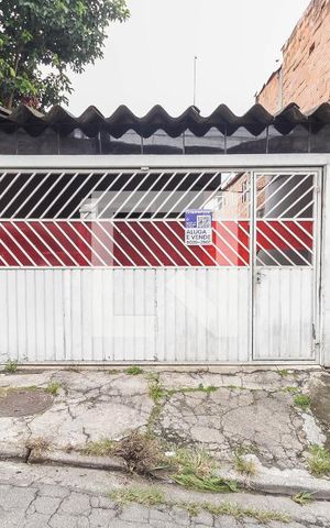 Casa à venda com 180m², 4 quartos e 2 vagasFachada