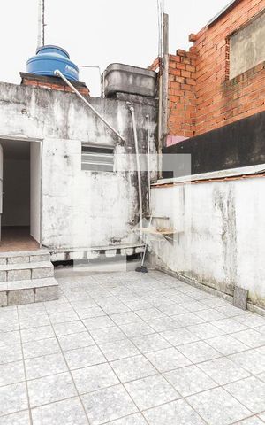 Casa à venda com 180m², 4 quartos e 2 vagasvaranda