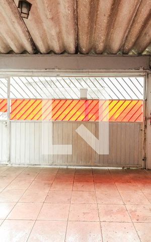 Casa à venda com 180m², 4 quartos e 2 vagasGaragem