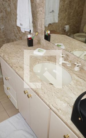 Apartamento à venda com 578m², 5 quartos e 2 vagasBanheiro do Quarto 4