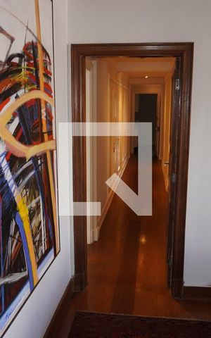 Apartamento à venda com 578m², 5 quartos e 2 vagasCorredor