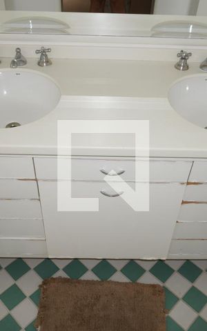 Apartamento à venda com 578m², 5 quartos e 2 vagasBanheiro Social