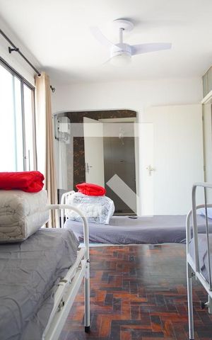 Casa à venda com 400m², 4 quartos e 8 vagasSuíte