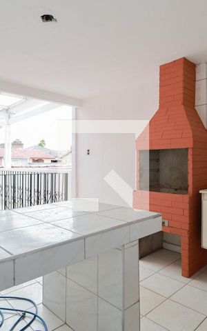 Casa à venda com 320m², 3 quartos e 1 vaga Casa à venda com 320m², 3 quartos e 1 vagaÁrea comum