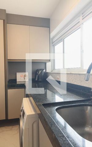 Apartamento à venda com 123m², 4 quartos e 2 vagas Apartamento à venda com 123m², 4 quartos e 2 vagasÁrea de Serviço