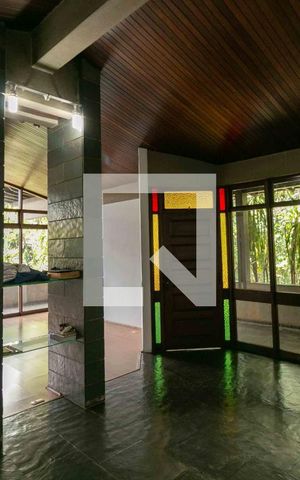 Casa à venda com 1240m², 3 quartos e 8 vagasSala
