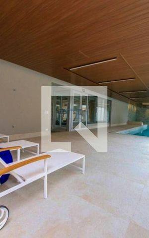 Apartamento à venda com 62m², 2 quartos e 1 vaga Apartamento à venda com 62m², 2 quartos e 1 vagaÁrea comum - Piscina