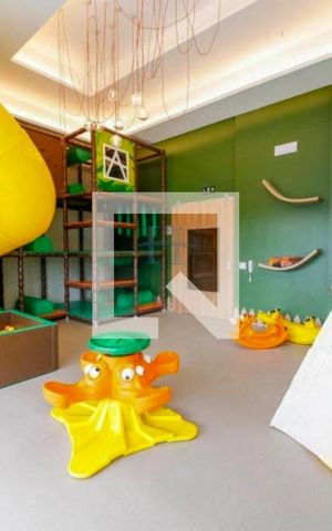 Apartamento à venda com 62m², 2 quartos e 1 vaga Apartamento à venda com 62m², 2 quartos e 1 vagaÁrea comum - Playground