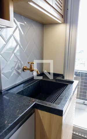 Apartamento à venda com 62m², 2 quartos e 1 vaga Apartamento à venda com 62m², 2 quartos e 1 vagaLavanderia