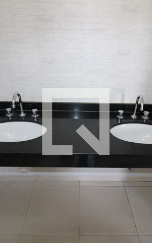 Apartamento à venda com 117m², 3 quartos e 3 vagasQuarto 1 - Banheiro