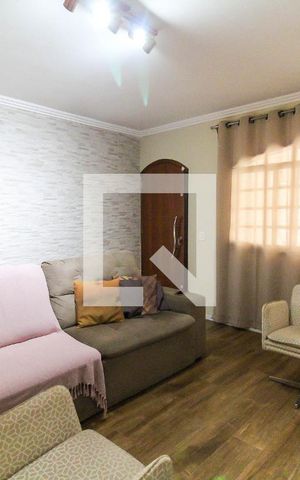 Casa à venda com 220m², 3 quartos e 1 vaga Casa à venda com 220m², 3 quartos e 1 vagaSala