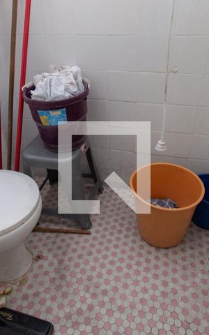 Apartamento à venda com 74m², 2 quartos e 1 vaga Apartamento à venda com 74m², 2 quartos e 1 vagaÁrea de Serviço