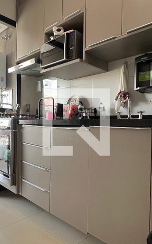 Apartamento para alugar com 52m², 2 quartos e 1 vaga Apartamento para alugar com 52m², 2 quartos e 1 vagaCozinha