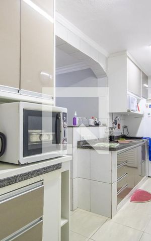 Casa à venda com 238m², 3 quartos e 2 vagas Casa à venda com 238m², 3 quartos e 2 vagasCozinha