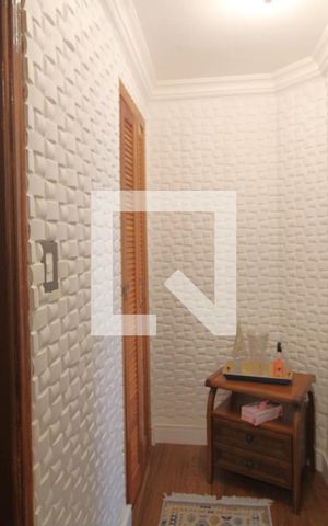 Casa à venda com 200m², 3 quartos e 3 vagasSala