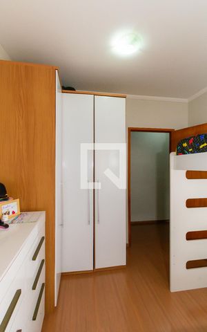 Casa à venda com 195m², 6 quartos e 2 vagasQuarto 1