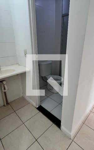 Apartamento à venda com 50m², 2 quartos e 1 vaga Apartamento à venda com 50m², 2 quartos e 1 vagaBanheiro Social
