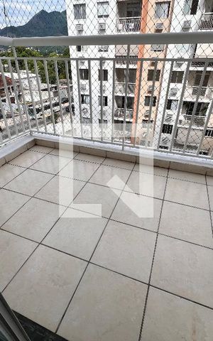 Apartamento à venda com 50m², 2 quartos e 1 vaga Apartamento à venda com 50m², 2 quartos e 1 vagaVaranda - Sala