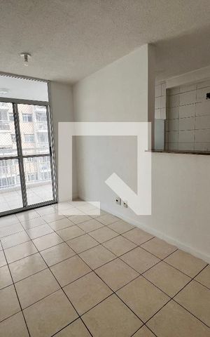 Apartamento à venda com 50m², 2 quartos e 1 vaga Apartamento à venda com 50m², 2 quartos e 1 vagaSala