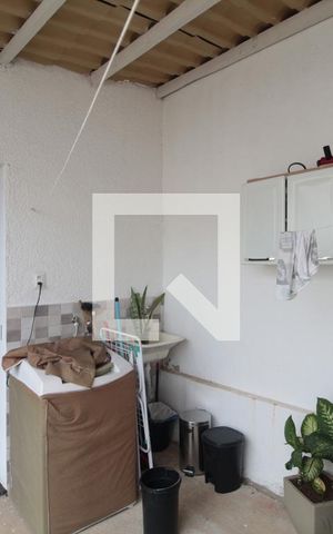 Casa à venda com 90m², 3 quartos e 1 vagaÁrea de Serviço