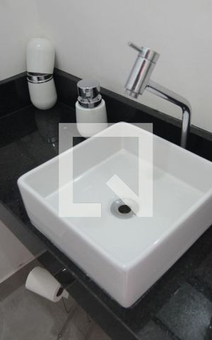 Casa à venda com 90m², 3 quartos e 1 vagaLavabo