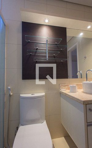 Apartamento para alugar com 187m², 2 quartos e 4 vagas Apartamento para alugar com 187m², 2 quartos e 4 vagasBanheiro