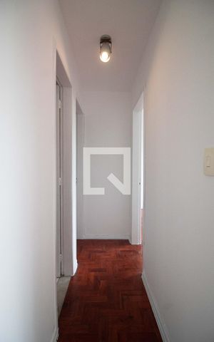 Apartamento para alugar com 66m², 2 quartos e sem vaga Apartamento para alugar com 66m², 2 quartos e sem vagaQuarto 2 - corredor de acesso aos quartos