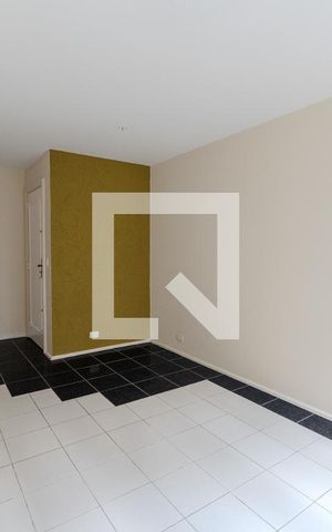 Apartamento à venda com 92m², 3 quartos e 1 vaga Apartamento à venda com 92m², 3 quartos e 1 vagaSala