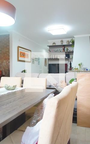 Casa para alugar com 250m², 3 quartos e 3 vagasSala