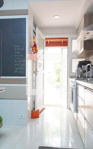 Casa para alugar com 250m², 3 quartos e 3 vagasCozinha