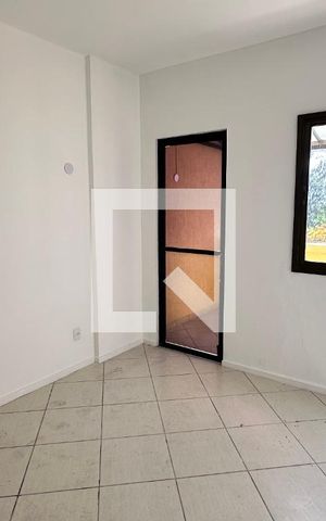Apartamento à venda com 250m², 5 quartos e 2 vagas Apartamento à venda com 250m², 5 quartos e 2 vagasQuarto 5