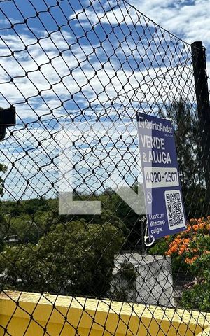 Apartamento à venda com 250m², 5 quartos e 2 vagas Apartamento à venda com 250m², 5 quartos e 2 vagasPlaquinha