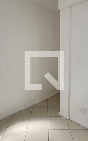 Apartamento à venda com 250m², 5 quartos e 2 vagas Apartamento à venda com 250m², 5 quartos e 2 vagasQuarto 4