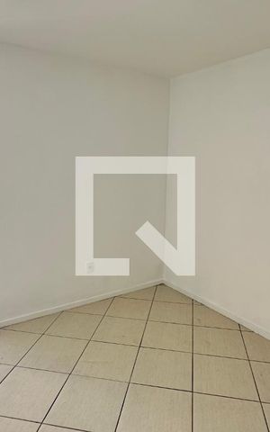 Apartamento à venda com 250m², 5 quartos e 2 vagas Apartamento à venda com 250m², 5 quartos e 2 vagasQuarto 2