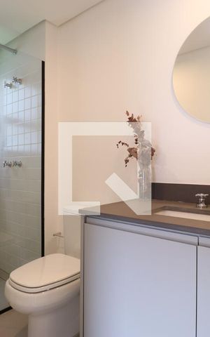 Apartamento à venda com 138m², 3 quartos e 2 vagasBanheiro da Suíte 2