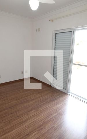 Casa de condomínio à venda com 480m², 4 quartos e 4 vagasQuarto 3