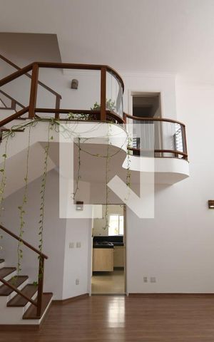 Casa de condomínio à venda com 480m², 4 quartos e 4 vagasSala