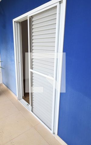 Casa de condomínio à venda com 480m², 4 quartos e 4 vagasQuarto 3 - Sacada